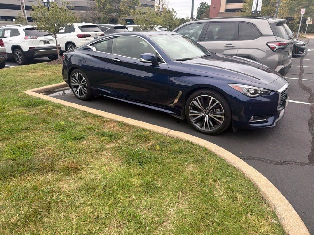 Used 2022 INFINITI Q60 Luxe Coupe