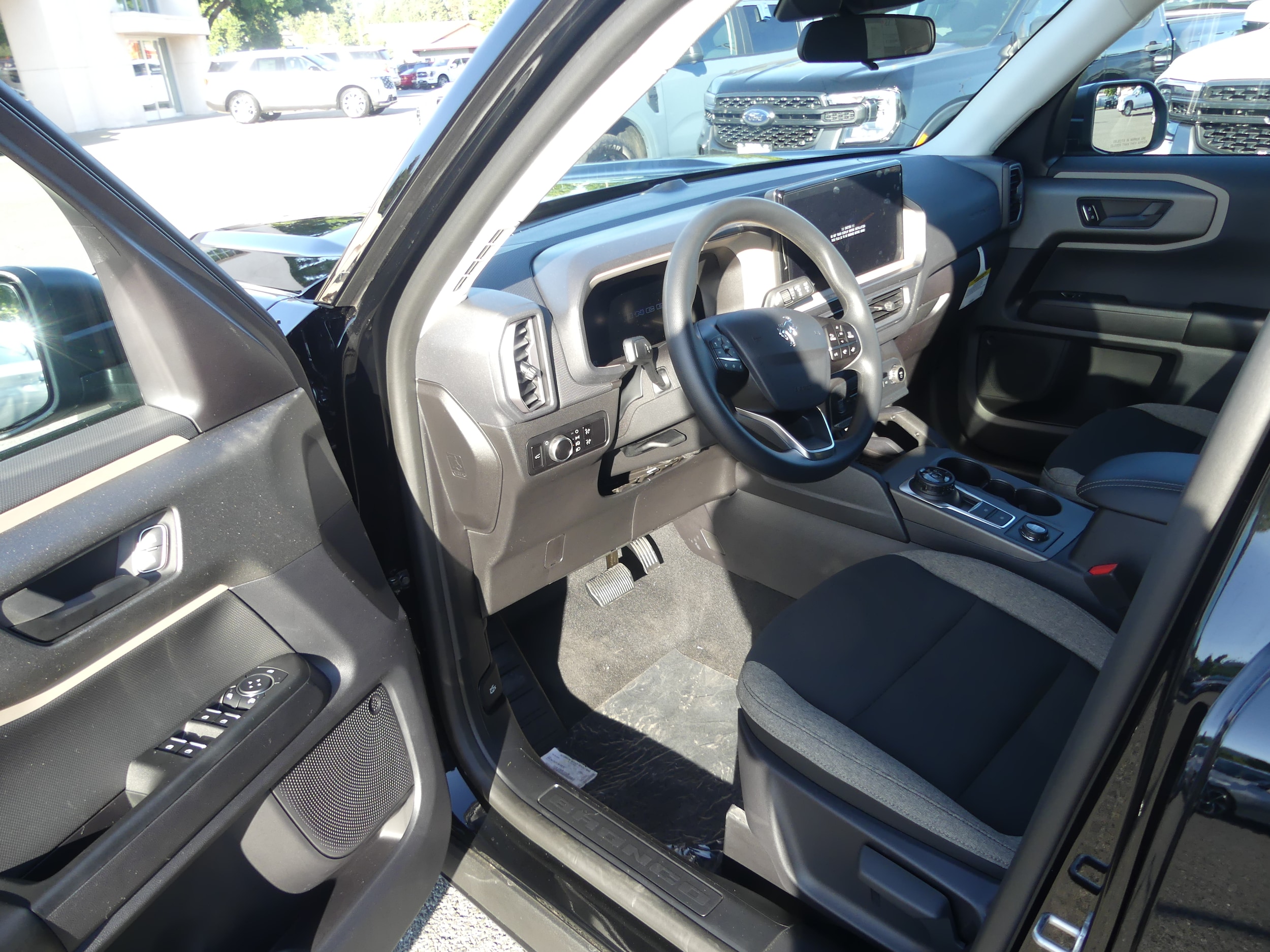 2025 Ford Bronco Sport Big Bend - Photo 6