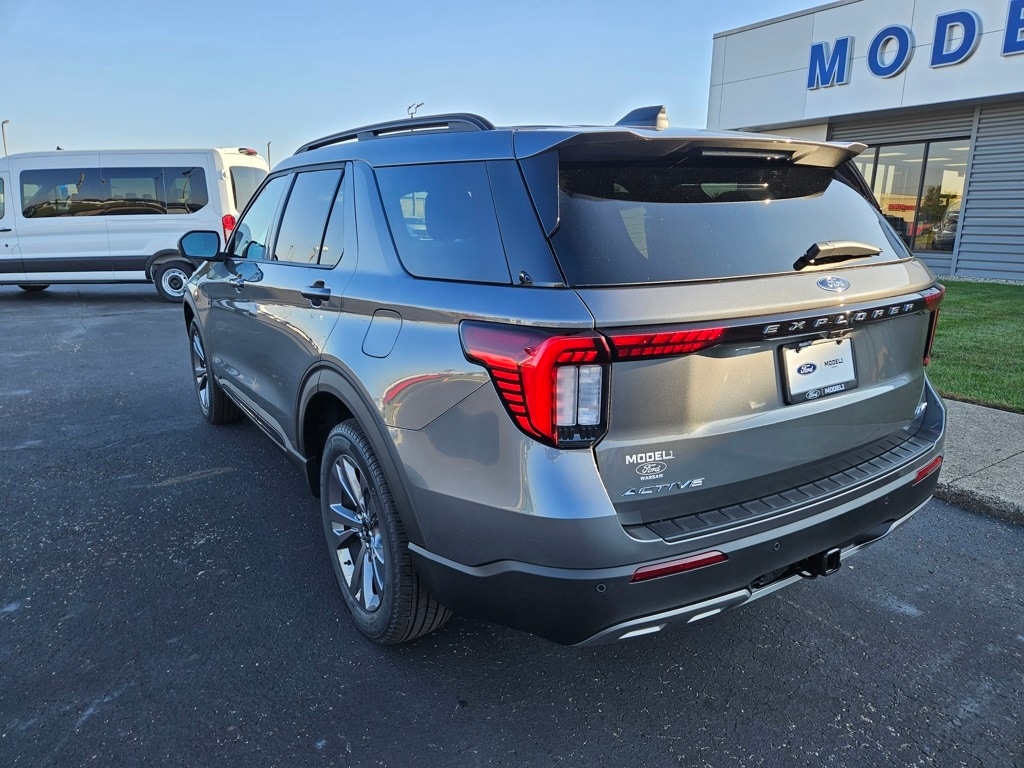 2026 Ford Explorer Active - Photo 8