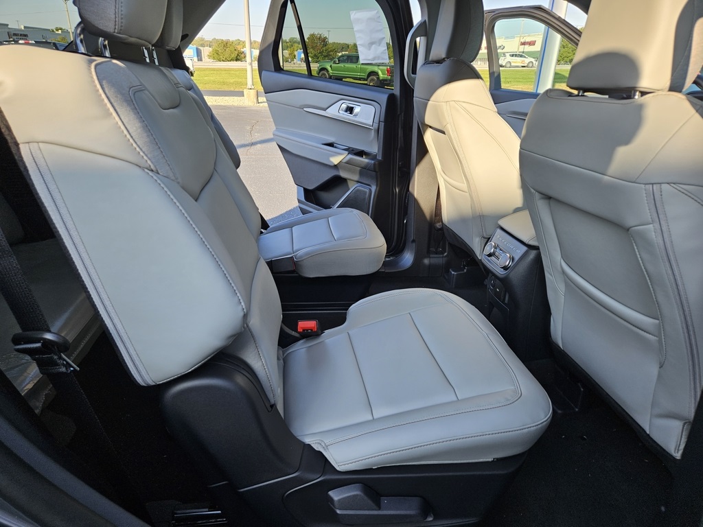 2026 Ford Explorer Active - Photo 22