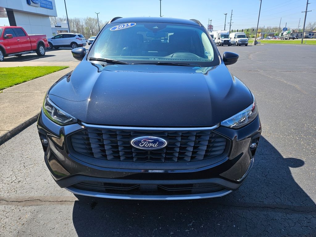 Used 2025 Ford Escape Platinum SUV