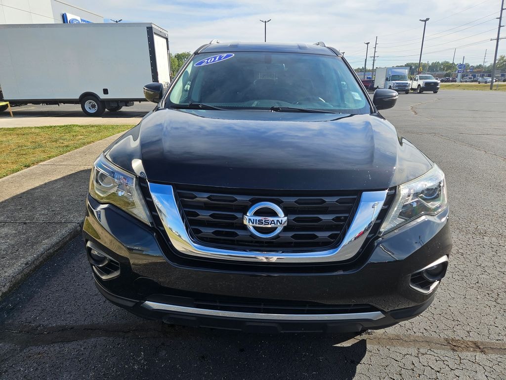 Used 2017 Nissan Pathfinder SV SUV