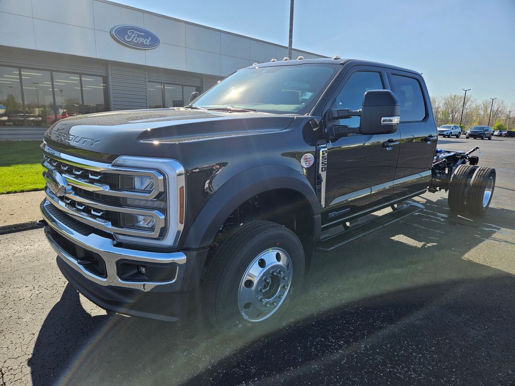 New 2026 Ford F-550SD Lariat Chassis