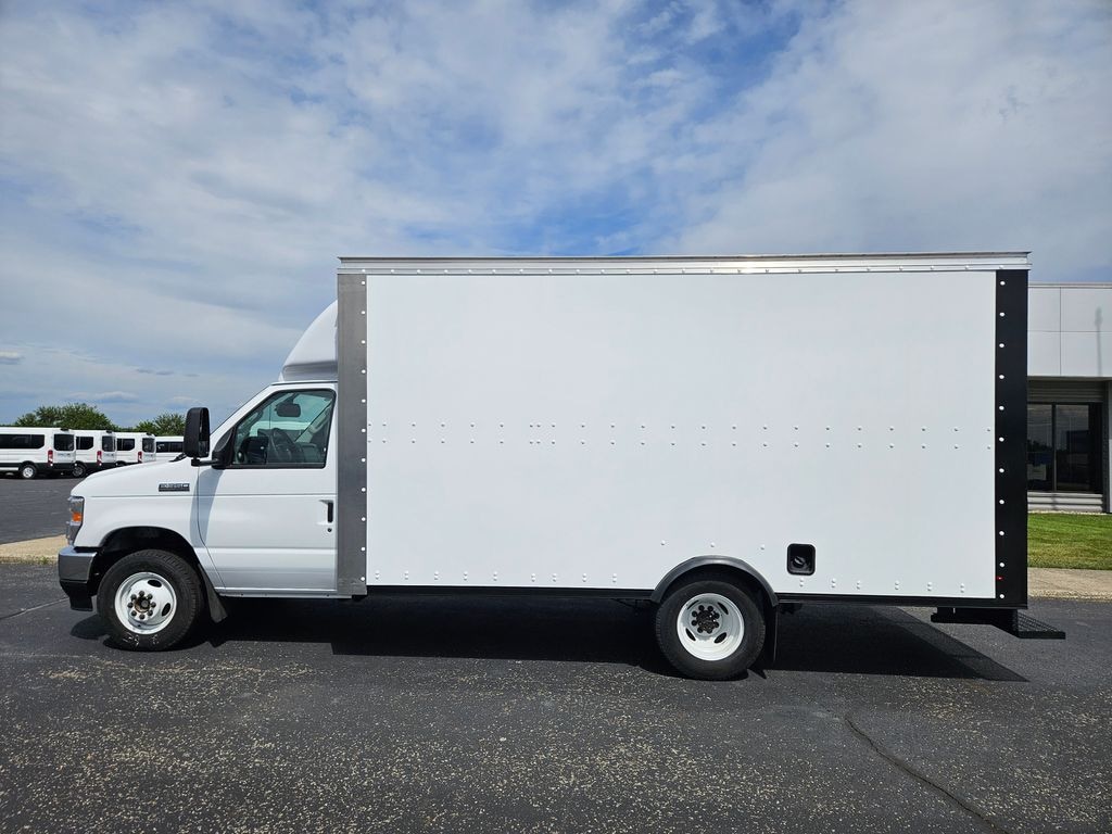 New 2026 Ford E-350SD Base Cab/Chassis