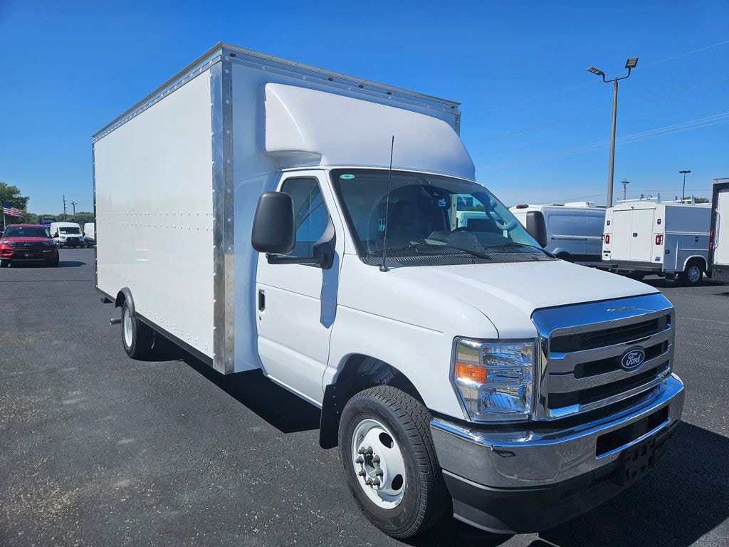 New 2026 Ford E-450SD Base Cab/Chassis