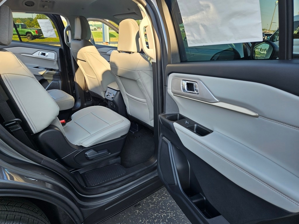 2026 Ford Explorer Active - Photo 21