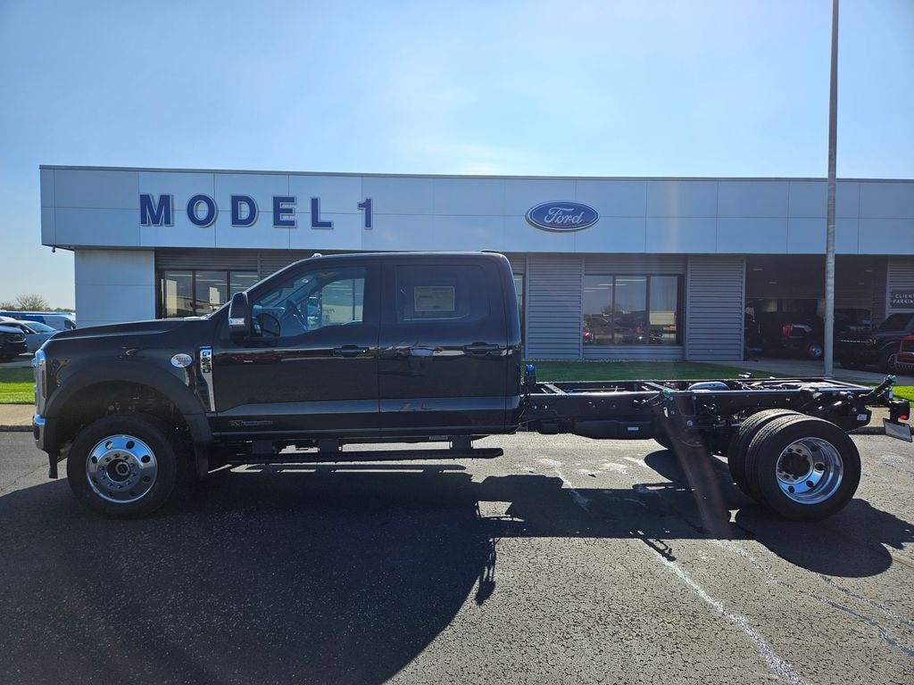 New 2026 Ford F-550SD Lariat Chassis