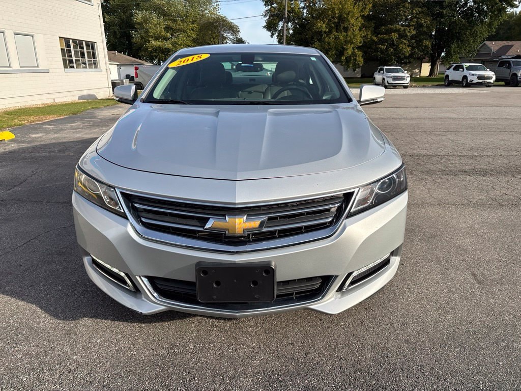 Used 2018 Chevrolet Impala 1LT with VIN 2G1105S39J9129475 for sale in Kentland, IN