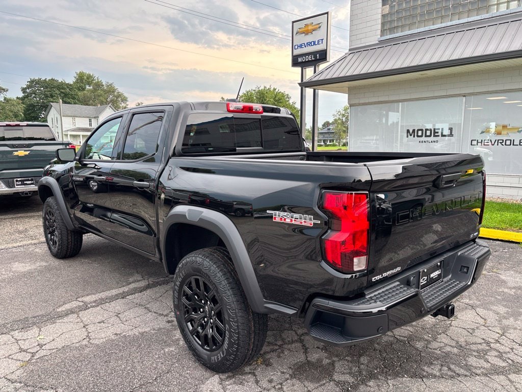 2026 Chevrolet Colorado Trail Boss - Photo 6