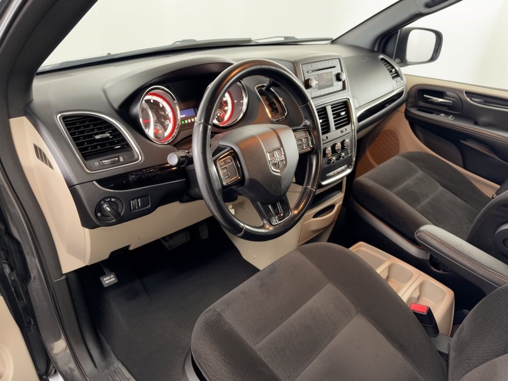 Used 2016 Dodge Grand Caravan SE Plus Van