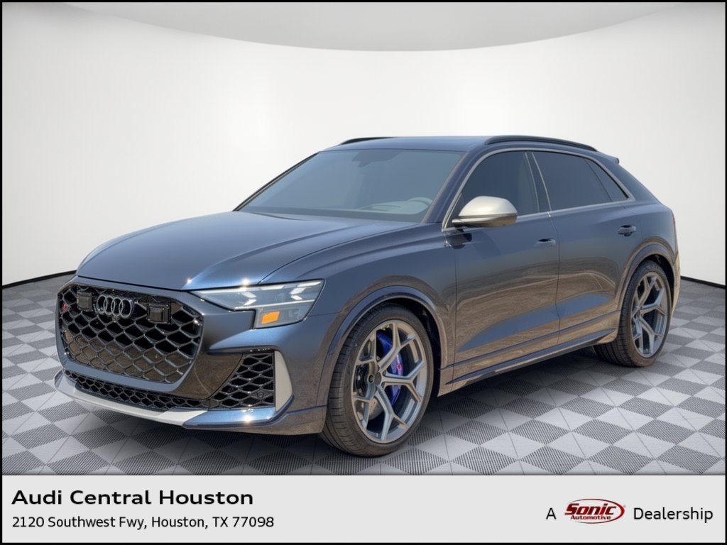  Audi RS Q8
