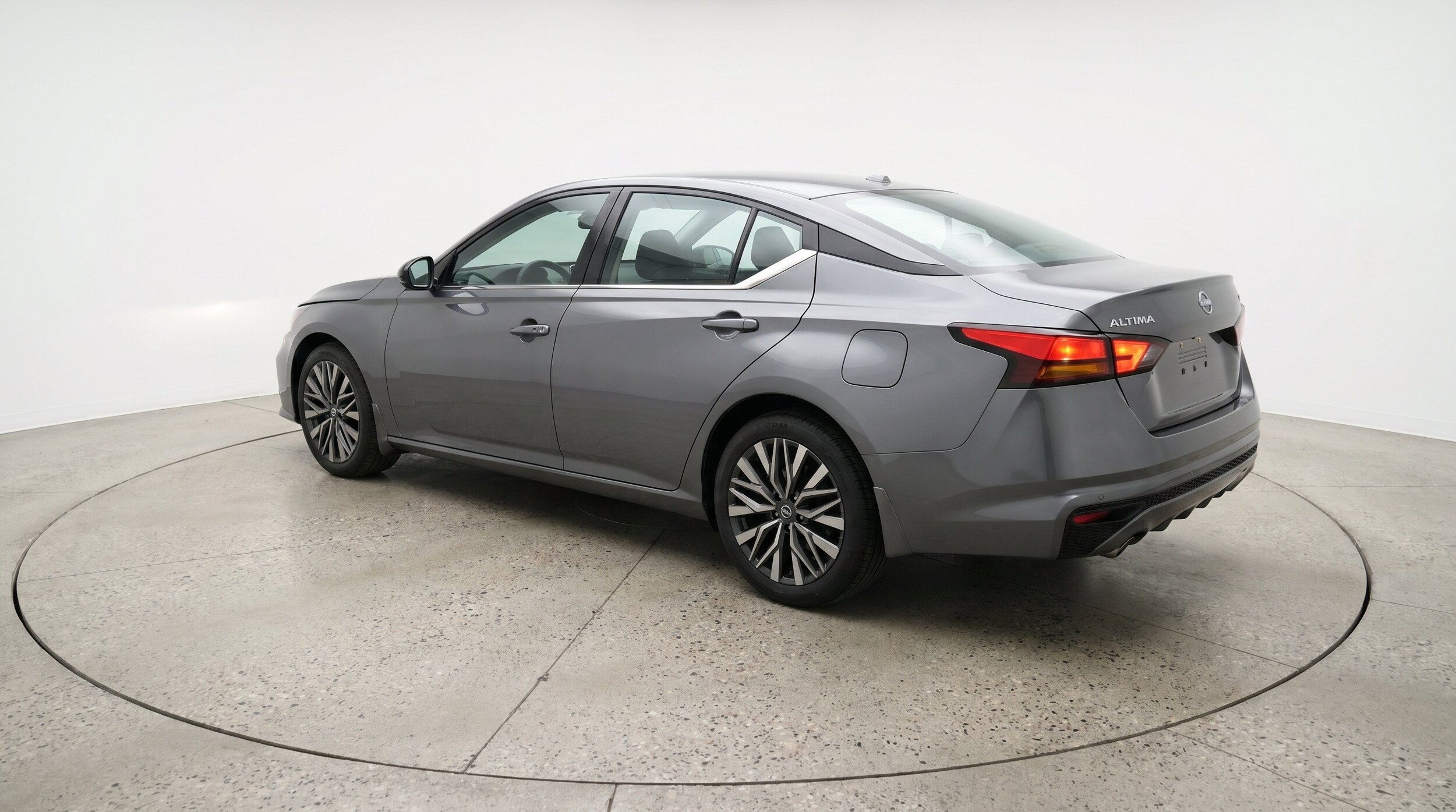 Thumbnail: 2025 Nissan Altima - 6
