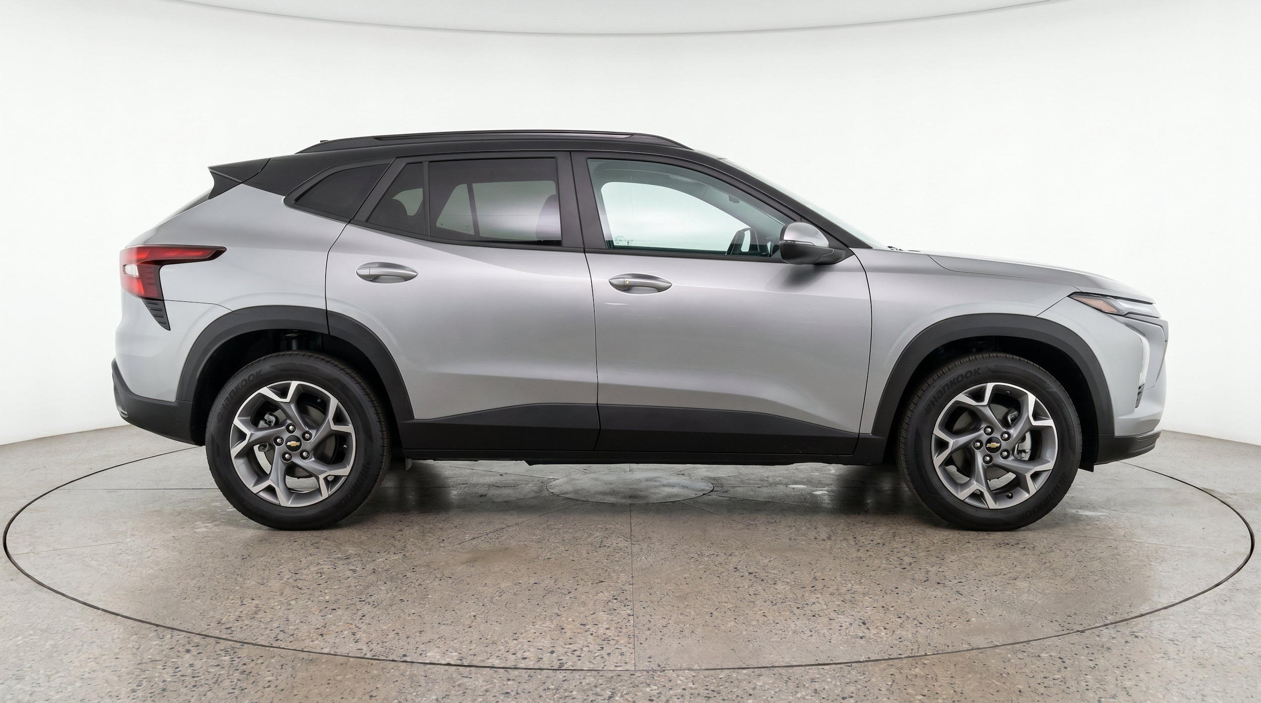 Thumbnail: 2025 Chevrolet Trax - 10