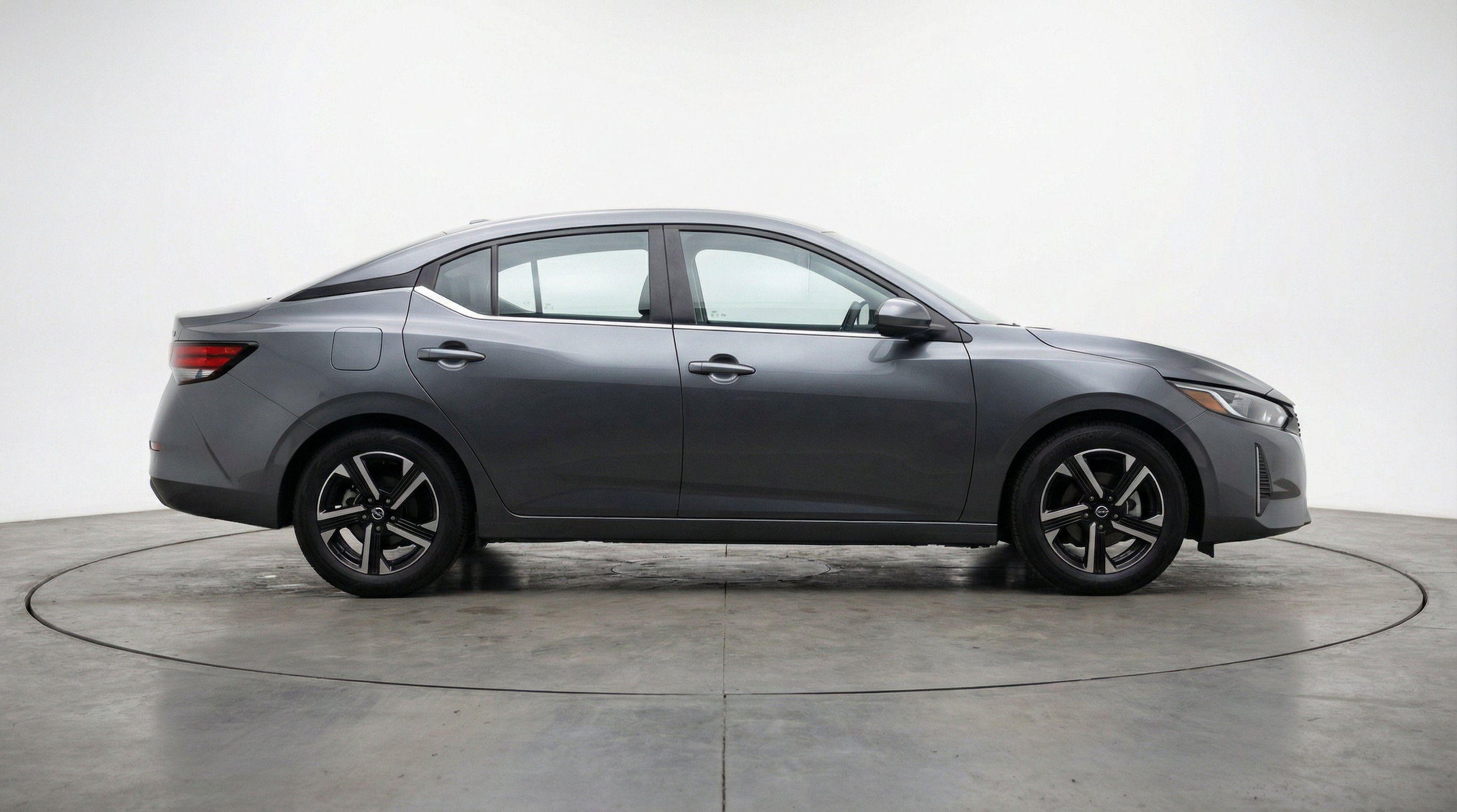 Thumbnail: 2025 Nissan Sentra - 10
