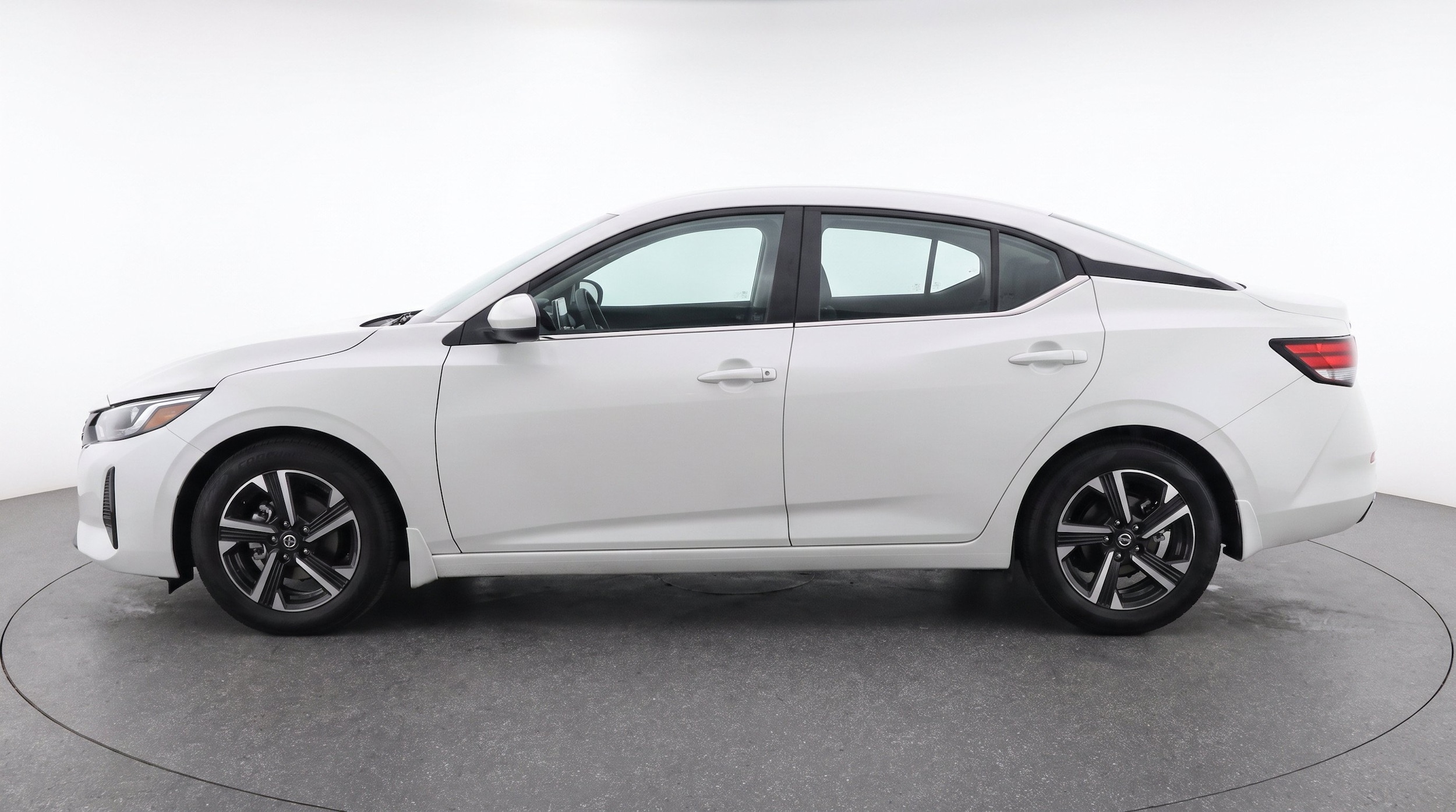 Thumbnail: 2025 Nissan Sentra - 5