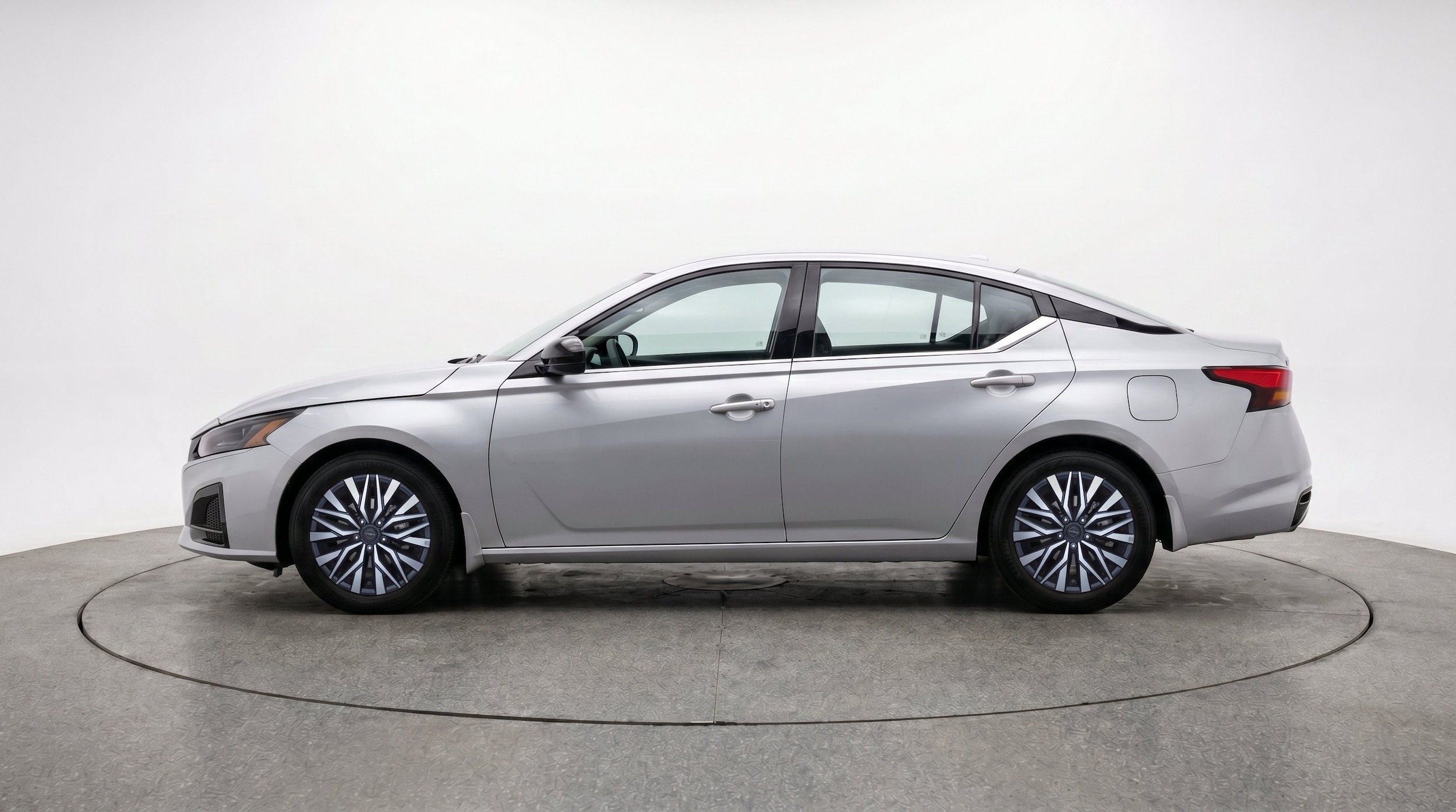 Thumbnail: 2026 Nissan Altima - 5