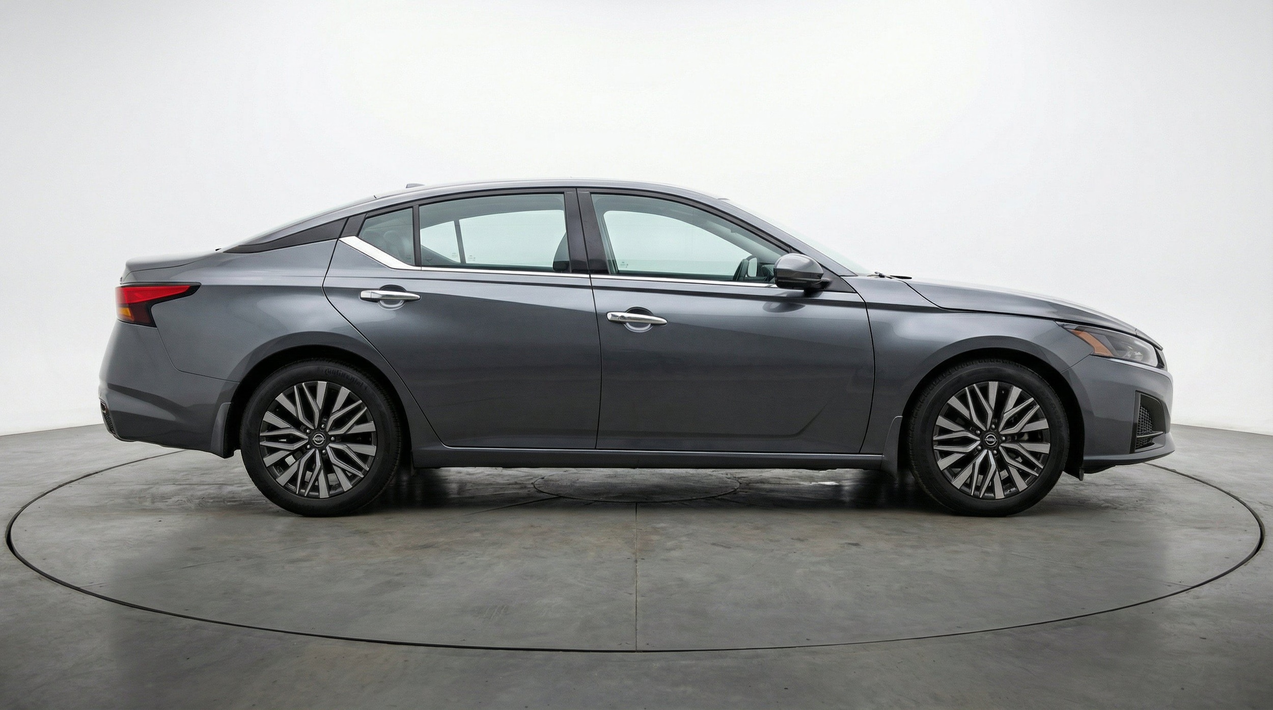 Thumbnail: 2025 Nissan Altima - 10