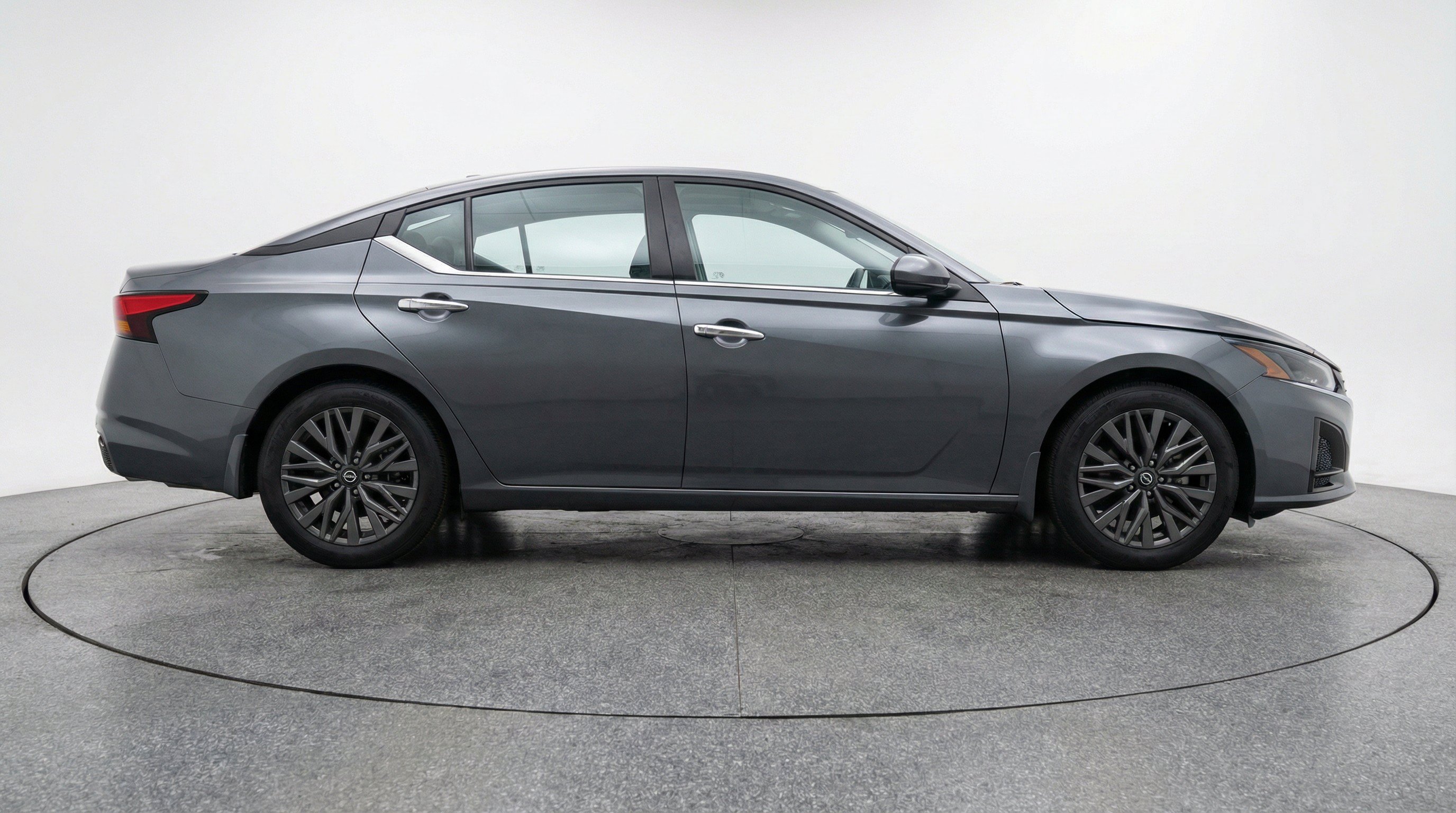 Thumbnail: 2025 Nissan Altima - 10