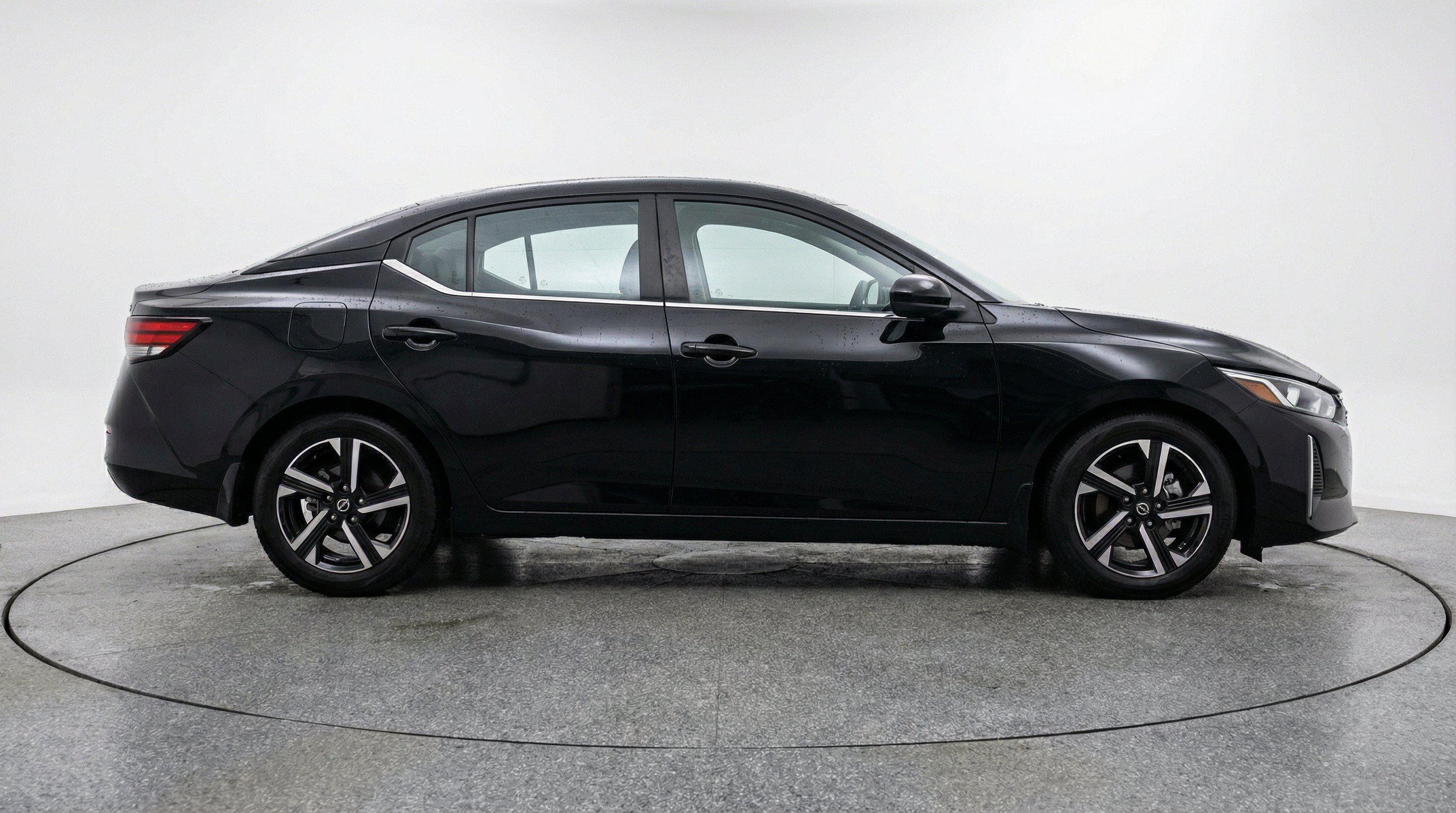 Thumbnail: 2025 Nissan Sentra - 11