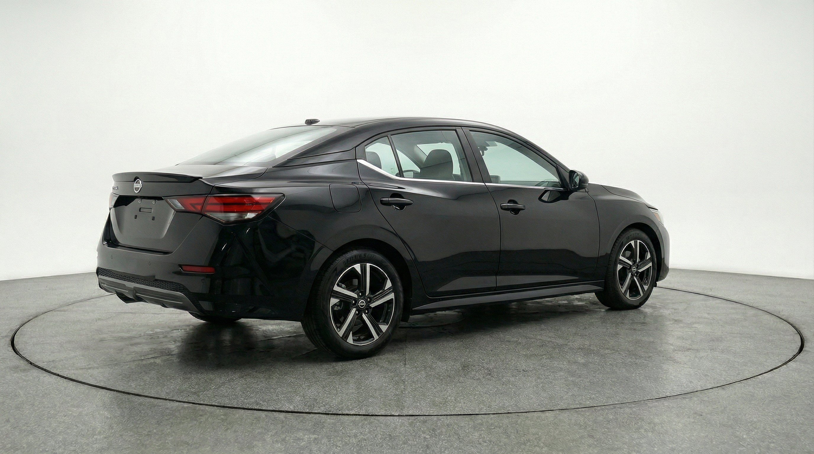 Thumbnail: 2025 Nissan Sentra - 9