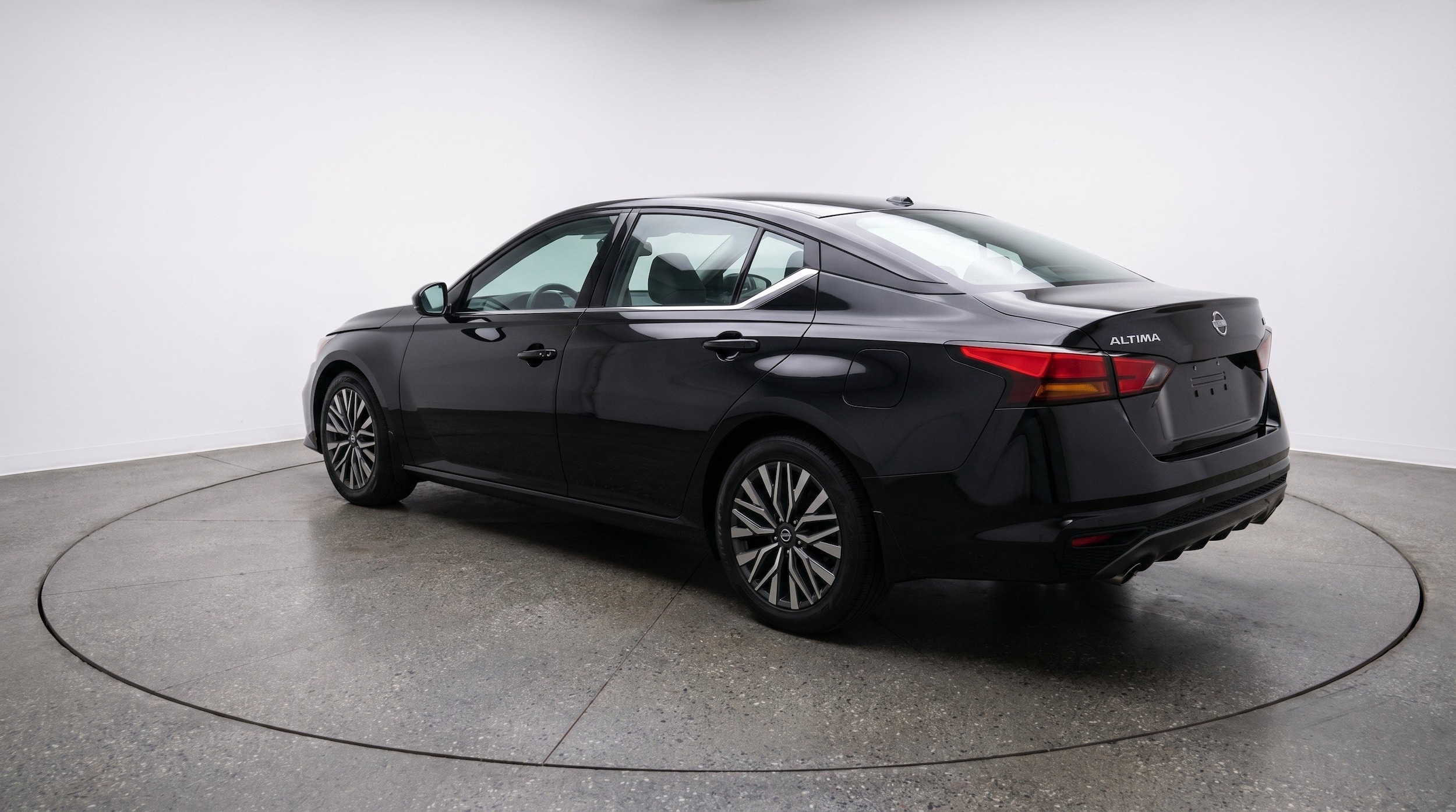 Thumbnail: 2025 Nissan Altima - 6