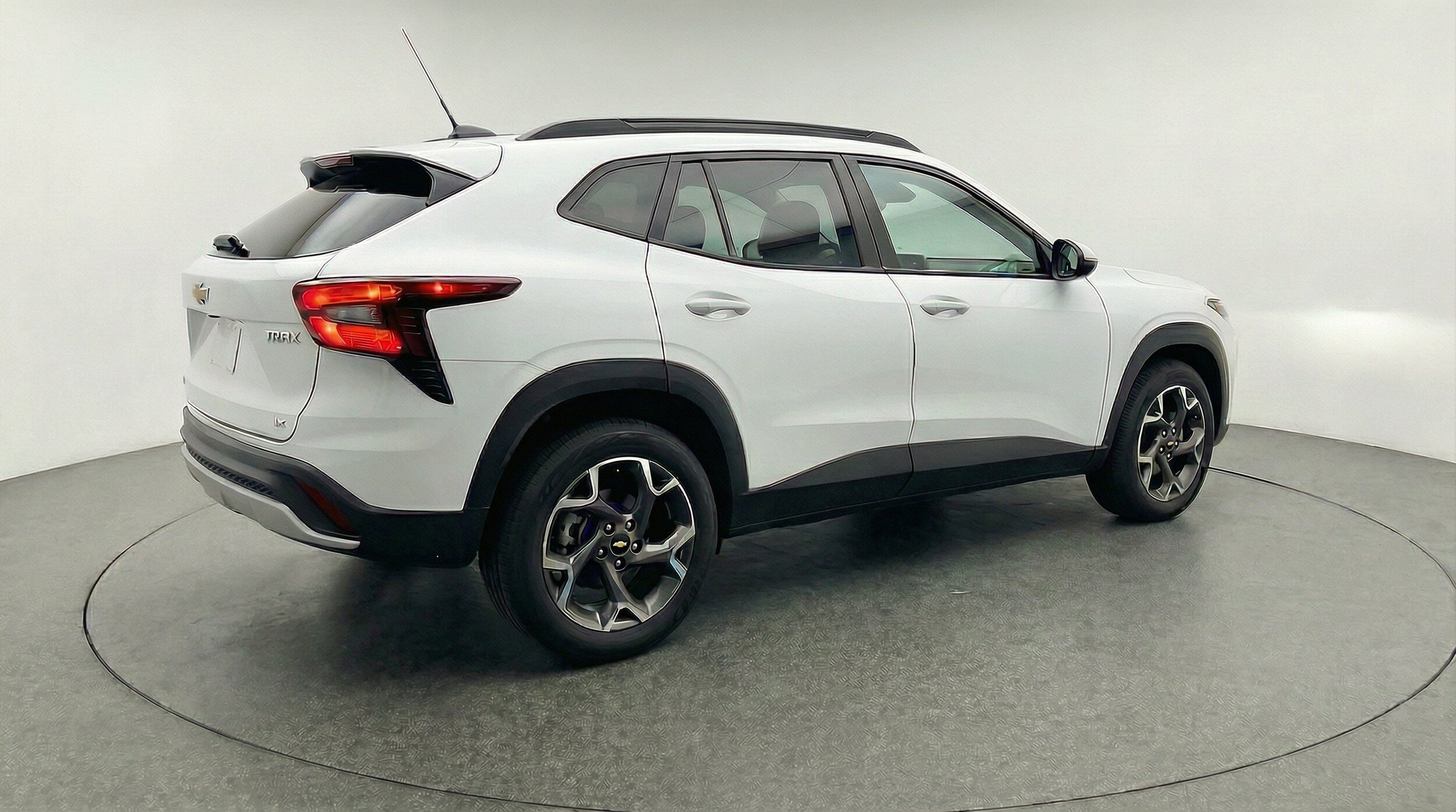 Thumbnail: 2025 Chevrolet Trax - 9