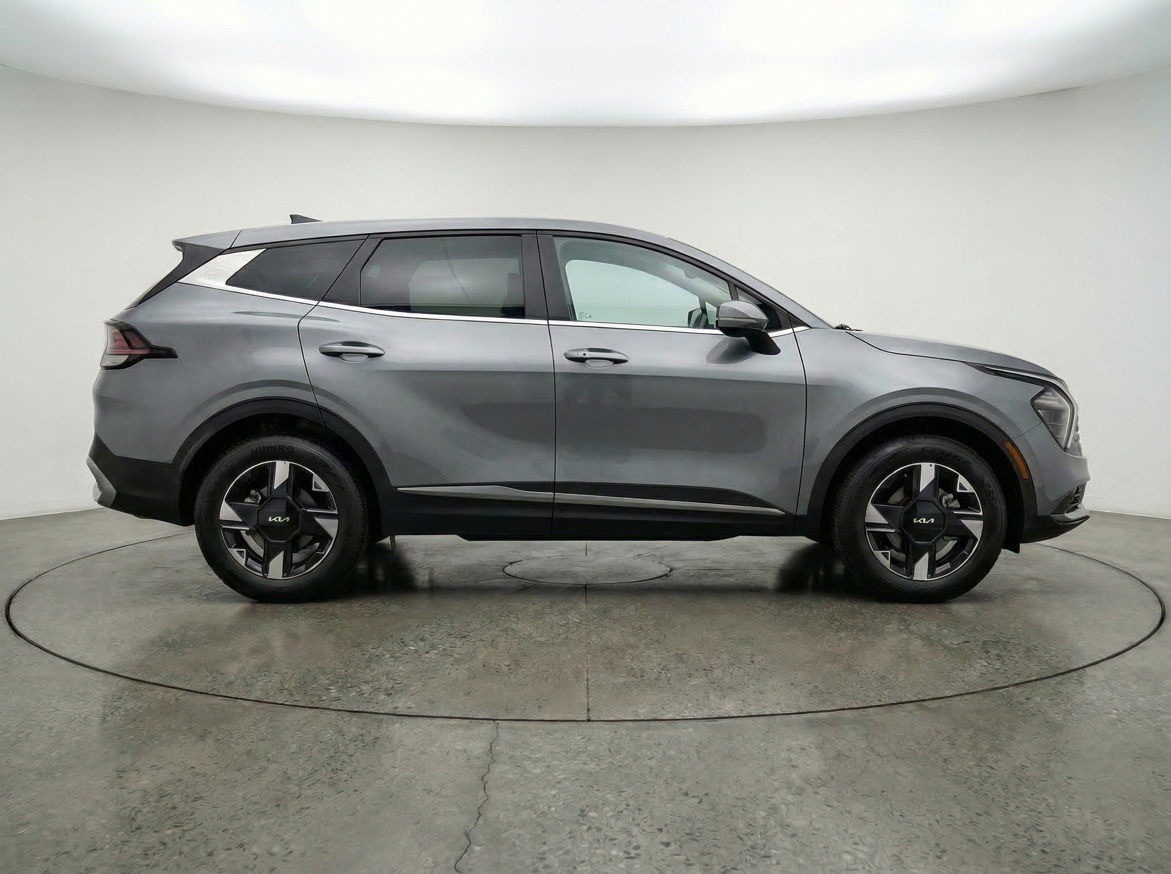 Thumbnail: 2026 Kia Sportage - 10