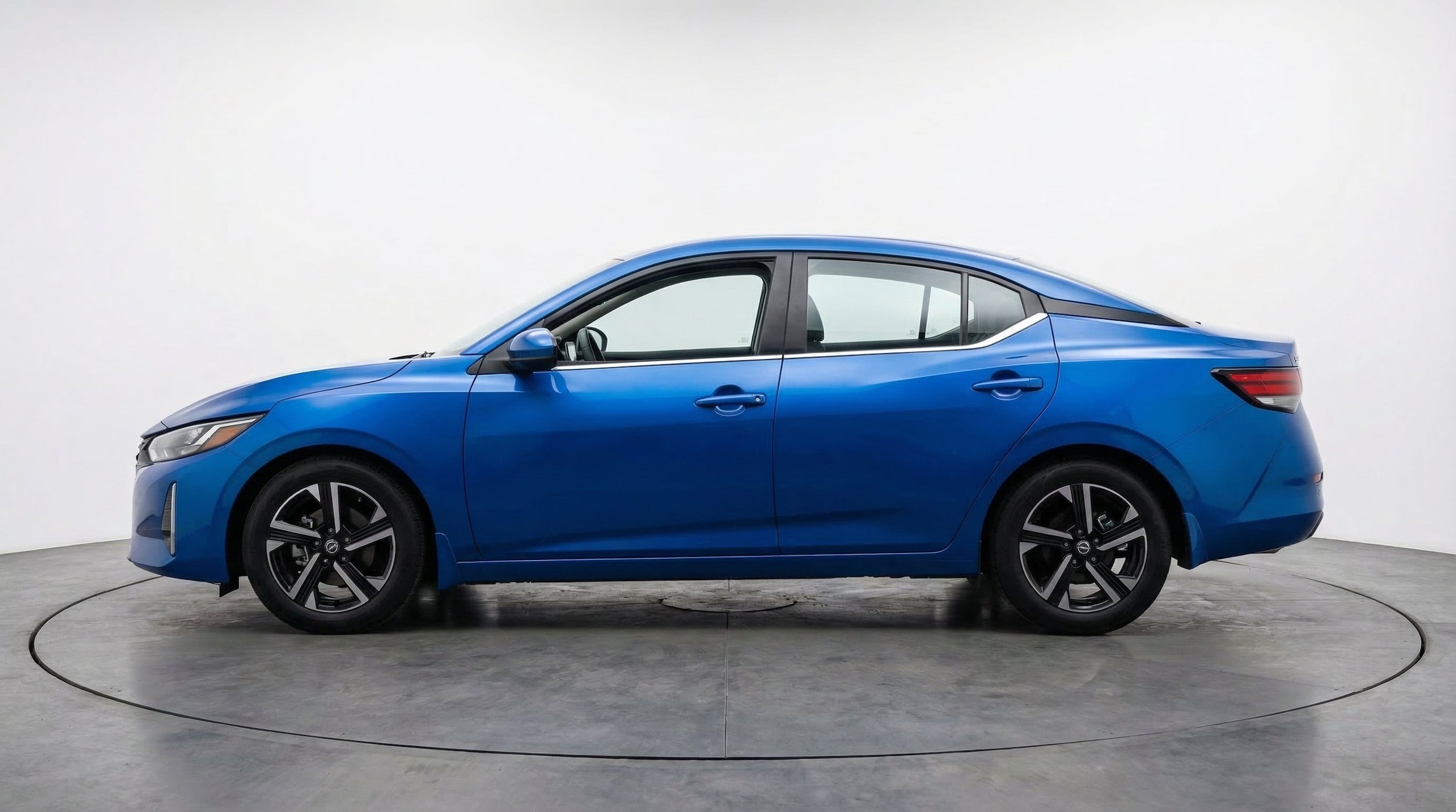 Thumbnail: 2025 Nissan Sentra - 5