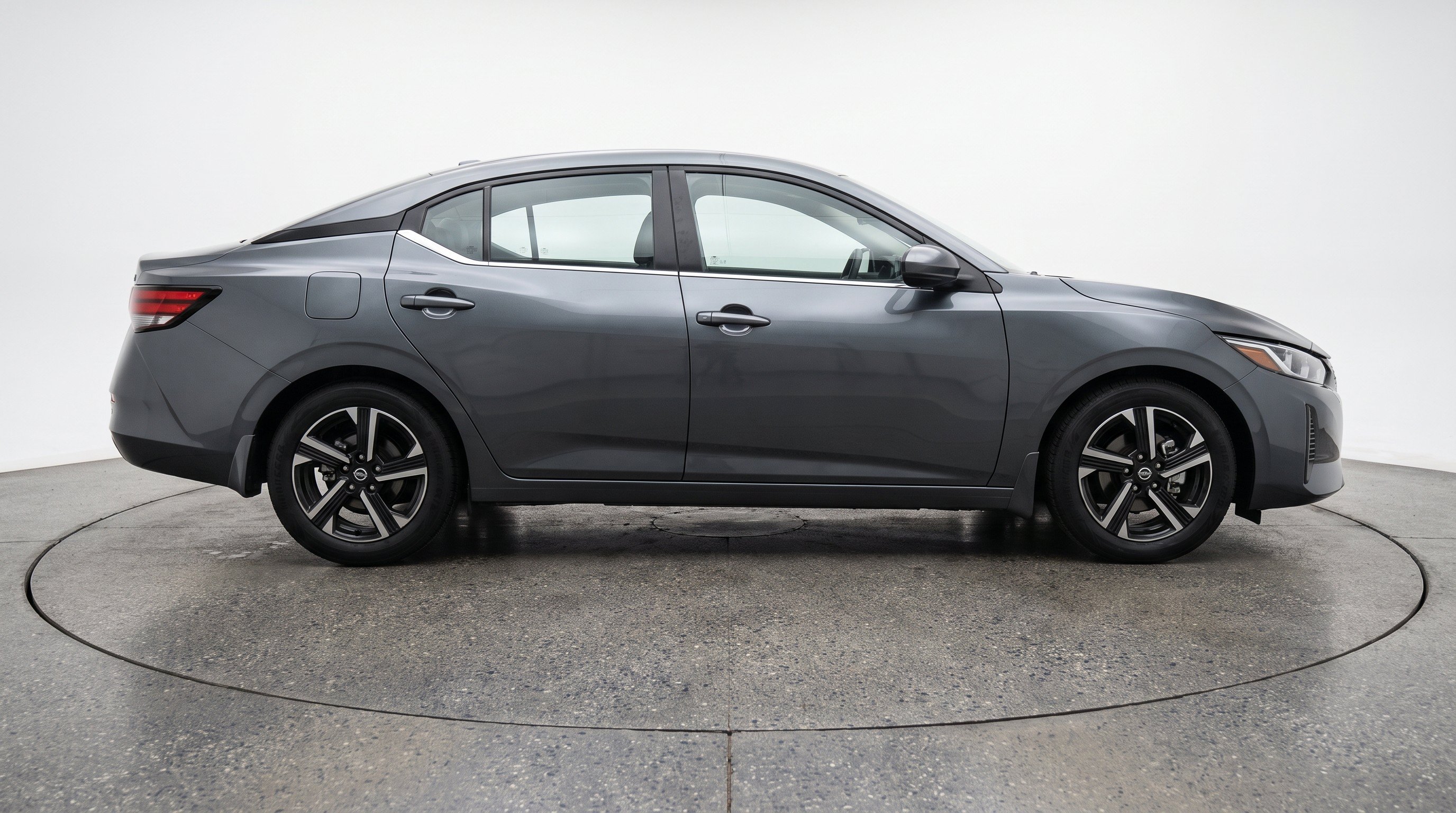 Thumbnail: 2025 Nissan Sentra - 10