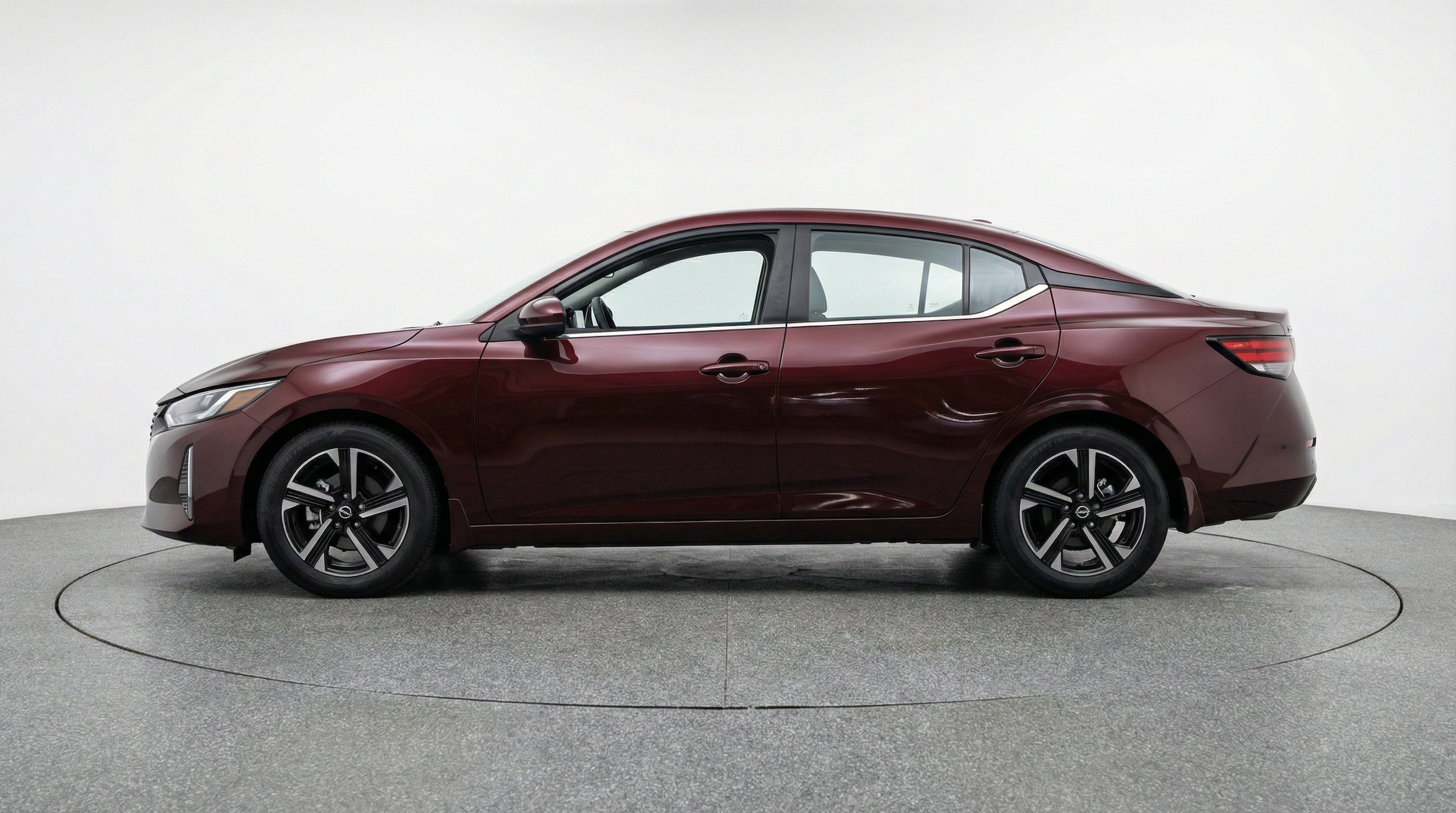 Thumbnail: 2025 Nissan Sentra - 5