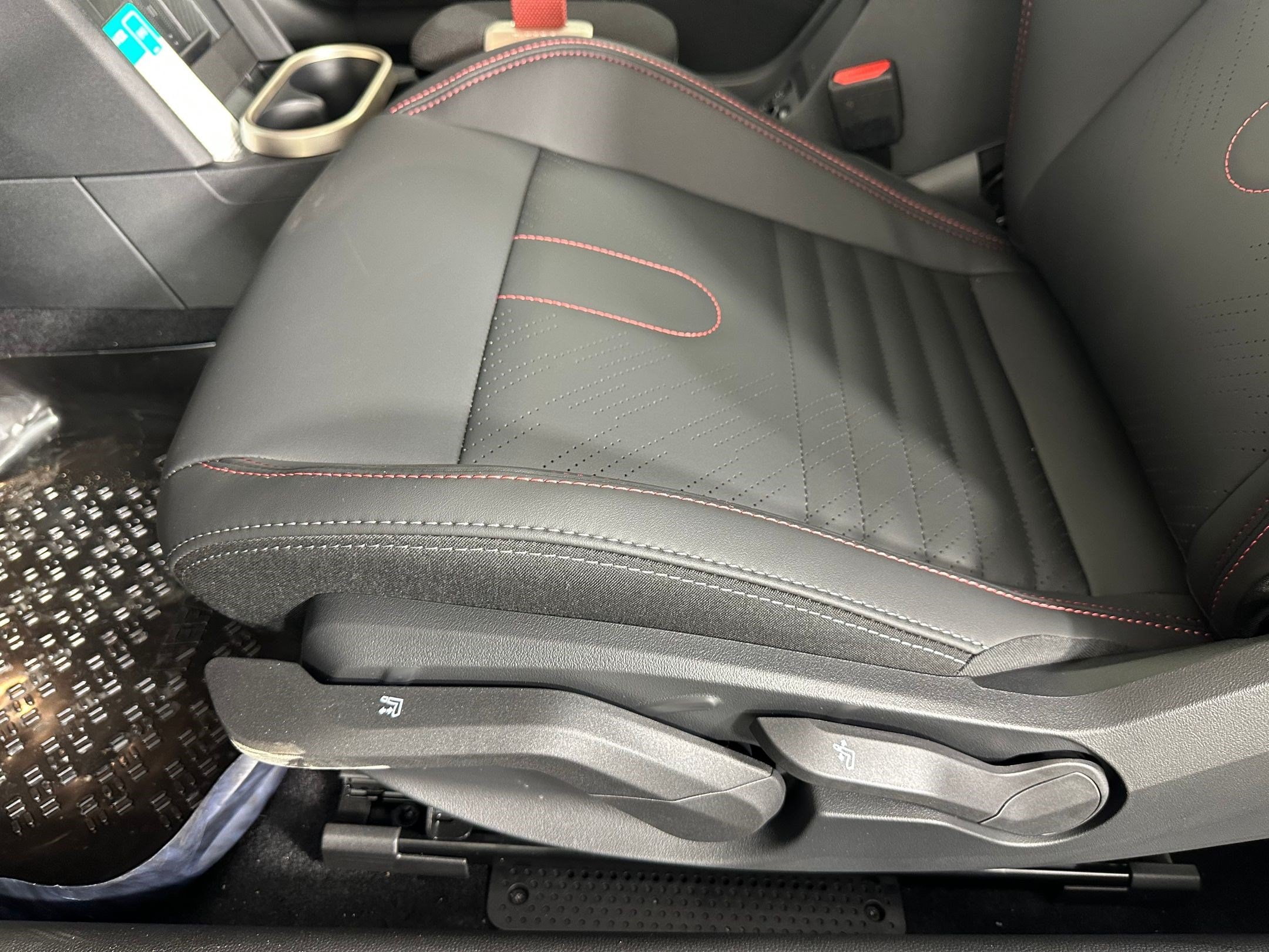 2026 MINI Hardtop 2 Door S - Photo 10