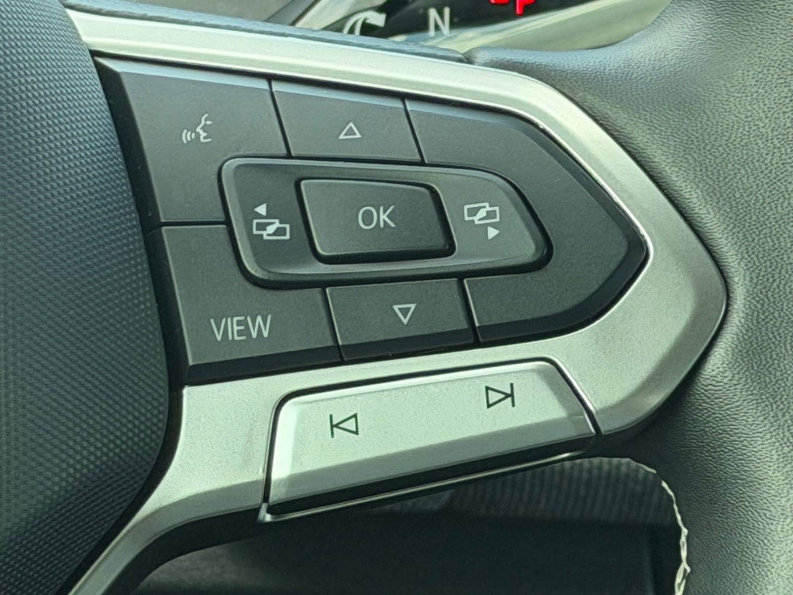 2025 Volkswagen Tiguan S - Photo 21