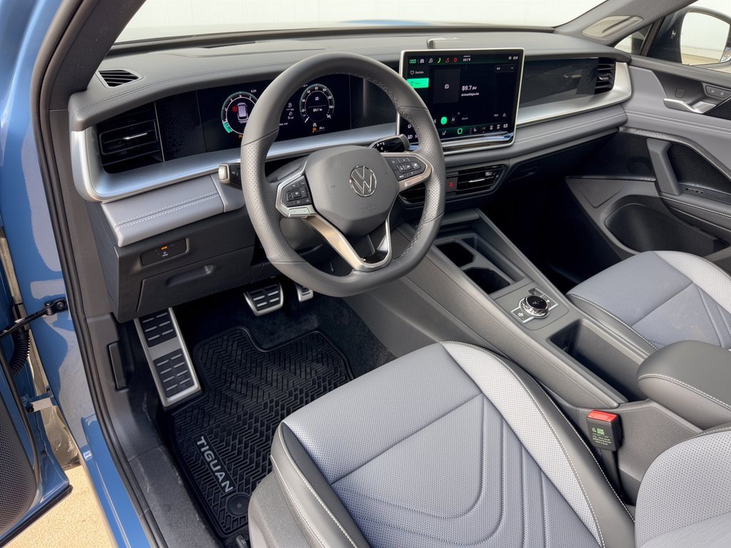 New 2026 Volkswagen Tiguan SE R-Line Black SUV