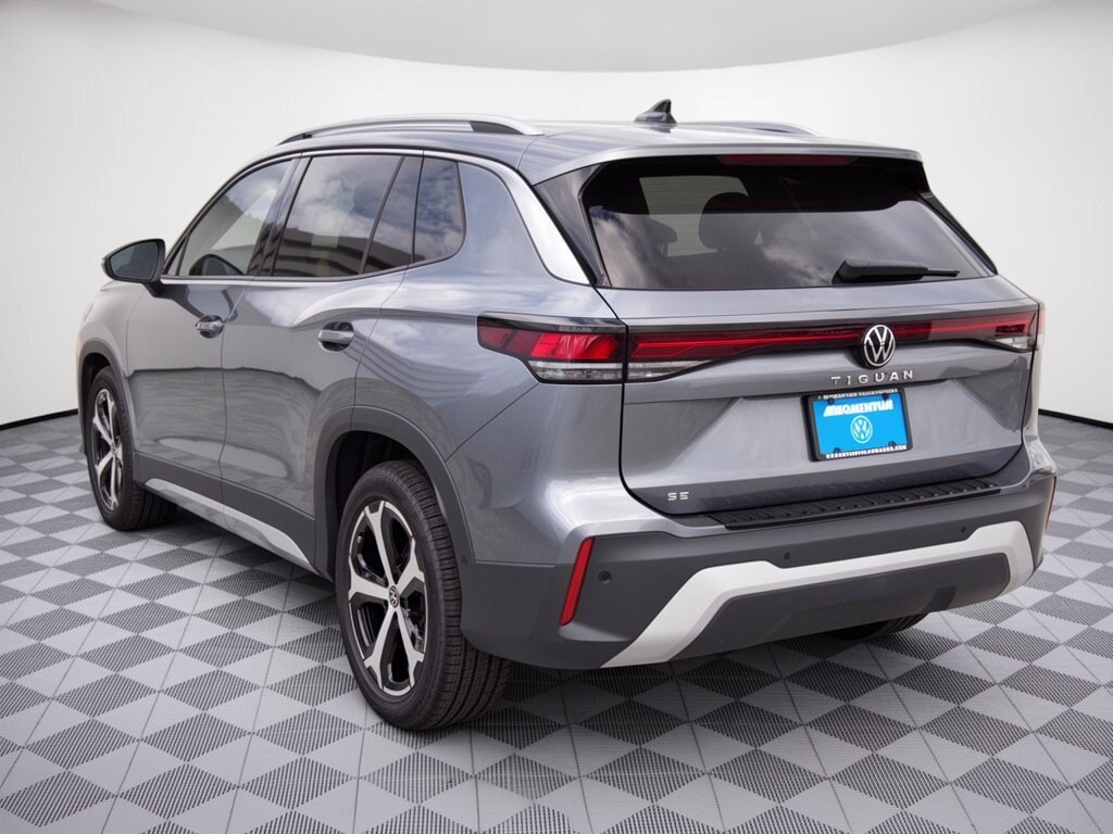 New 2026 Volkswagen Tiguan SE SUV