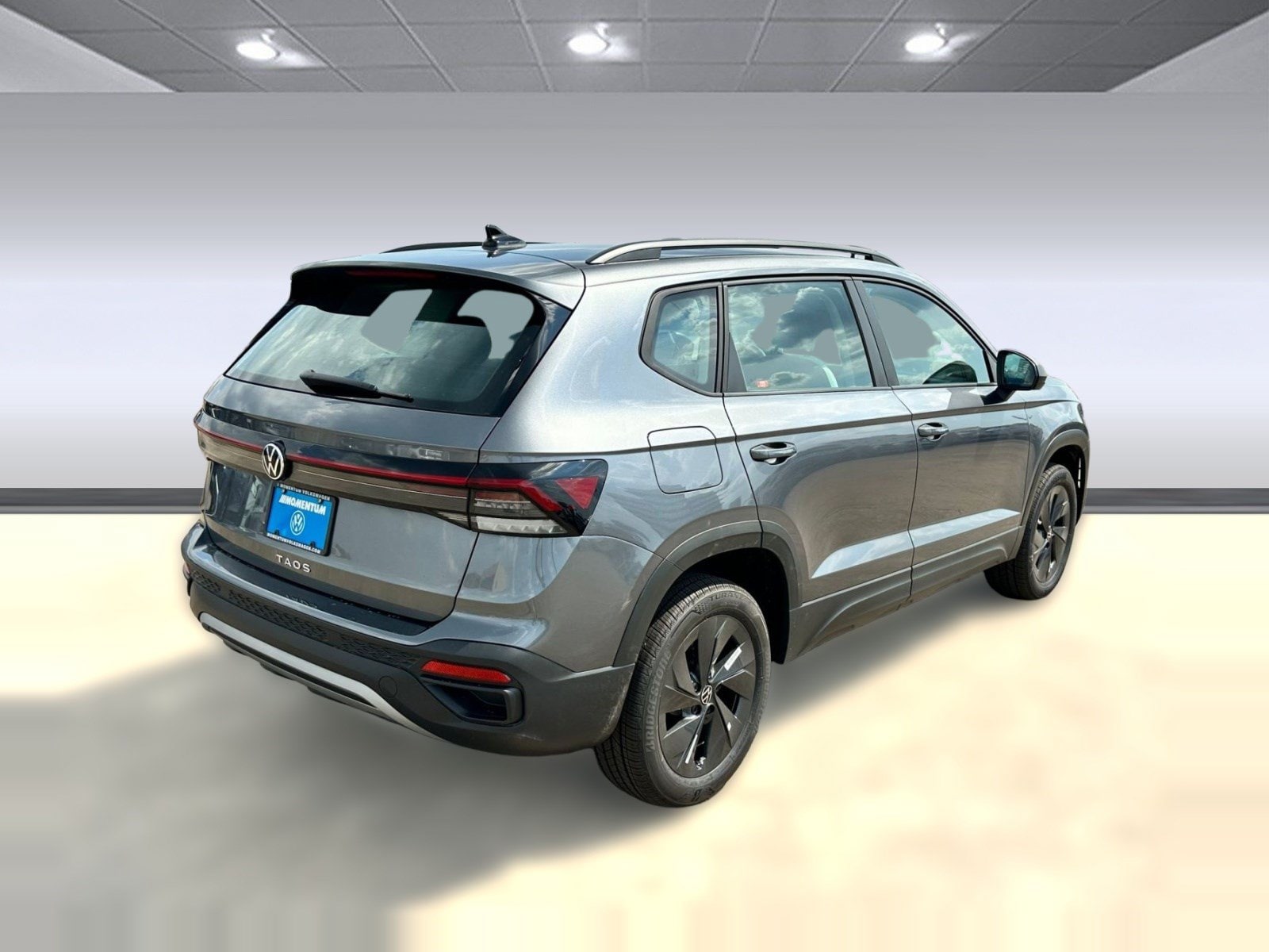 2025 Volkswagen Taos S - Photo 9