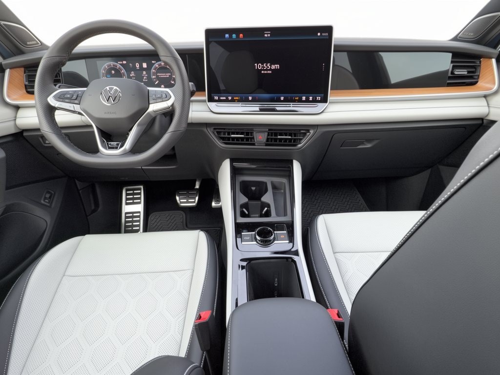 New 2026 Volkswagen Tiguan SEL R-Line Turbo SUV