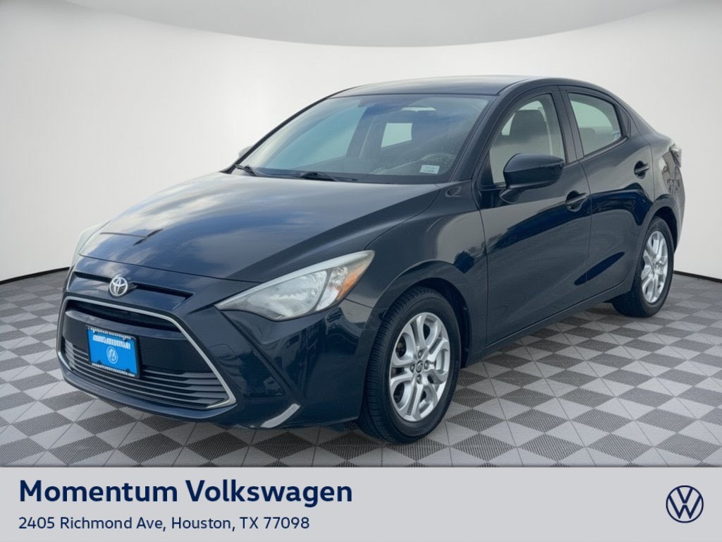 2017 Toyota Yaris IA Yaris IA (Manual (Natl)) Sedan