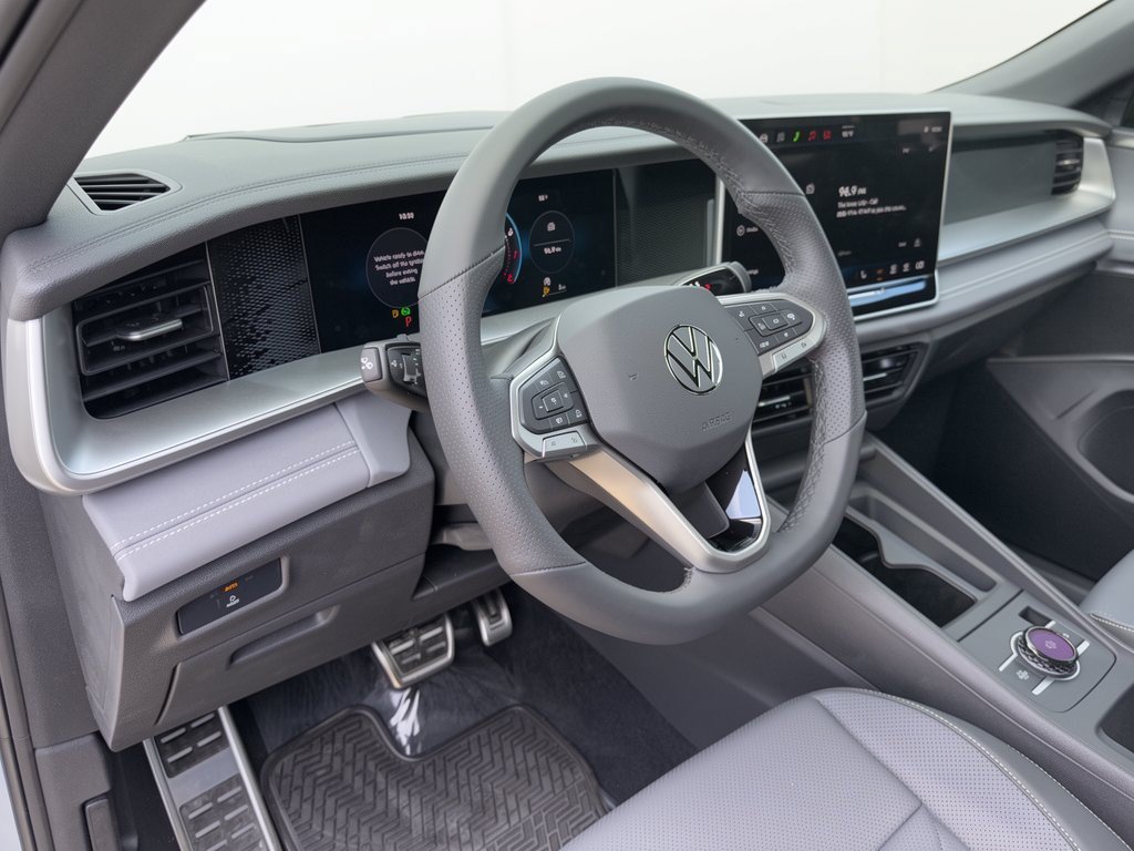 New 2026 Volkswagen Tiguan SE R-Line Black SUV