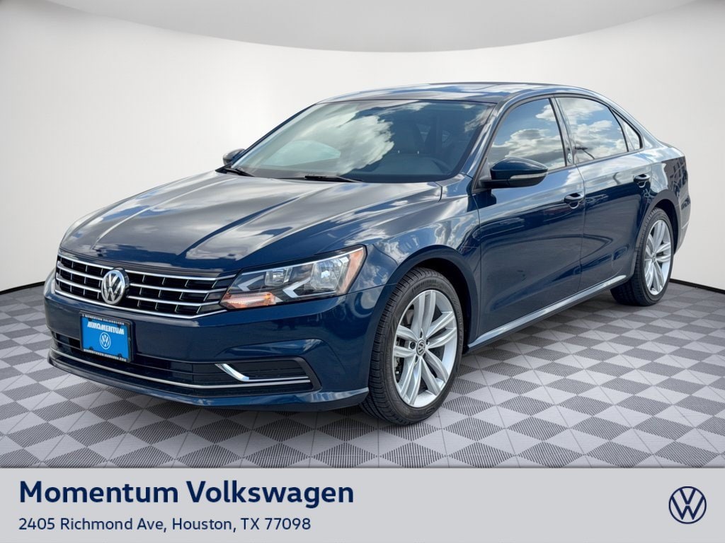 2019 Volkswagen Passat 2.0T Wolfsburg Edition Sedan