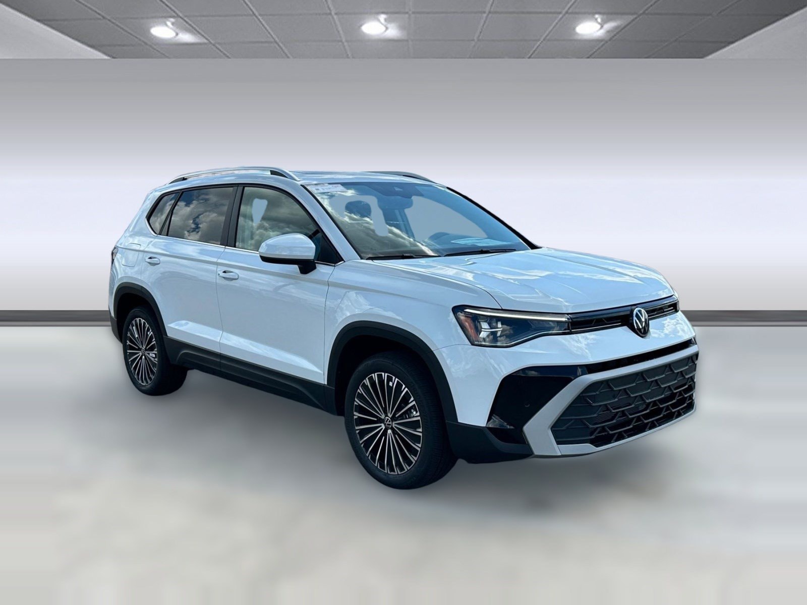 2025 Volkswagen Taos SE - Photo 6