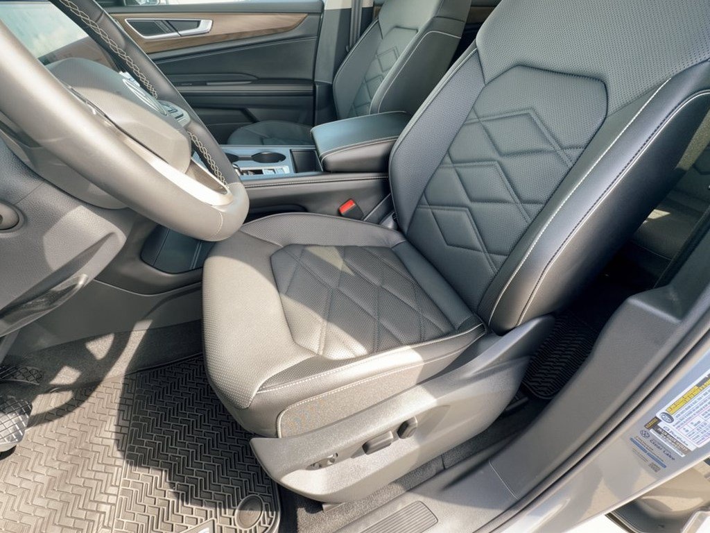 Certified 2026 Volkswagen Atlas 2.0T SE SUV