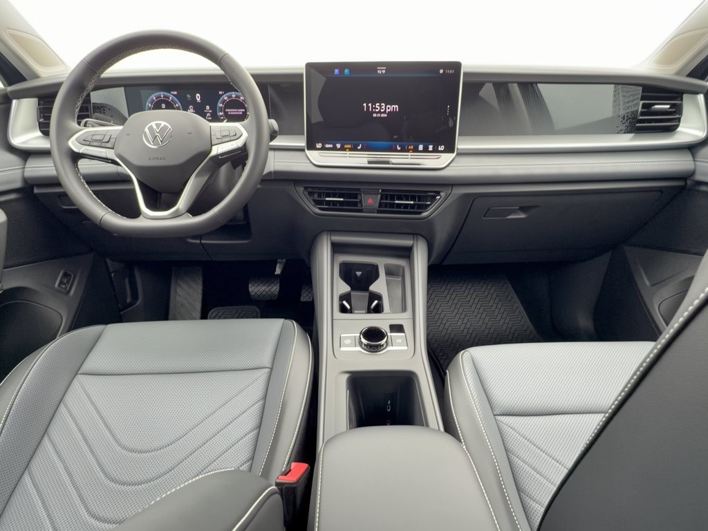 New 2026 Volkswagen Tiguan SE SUV