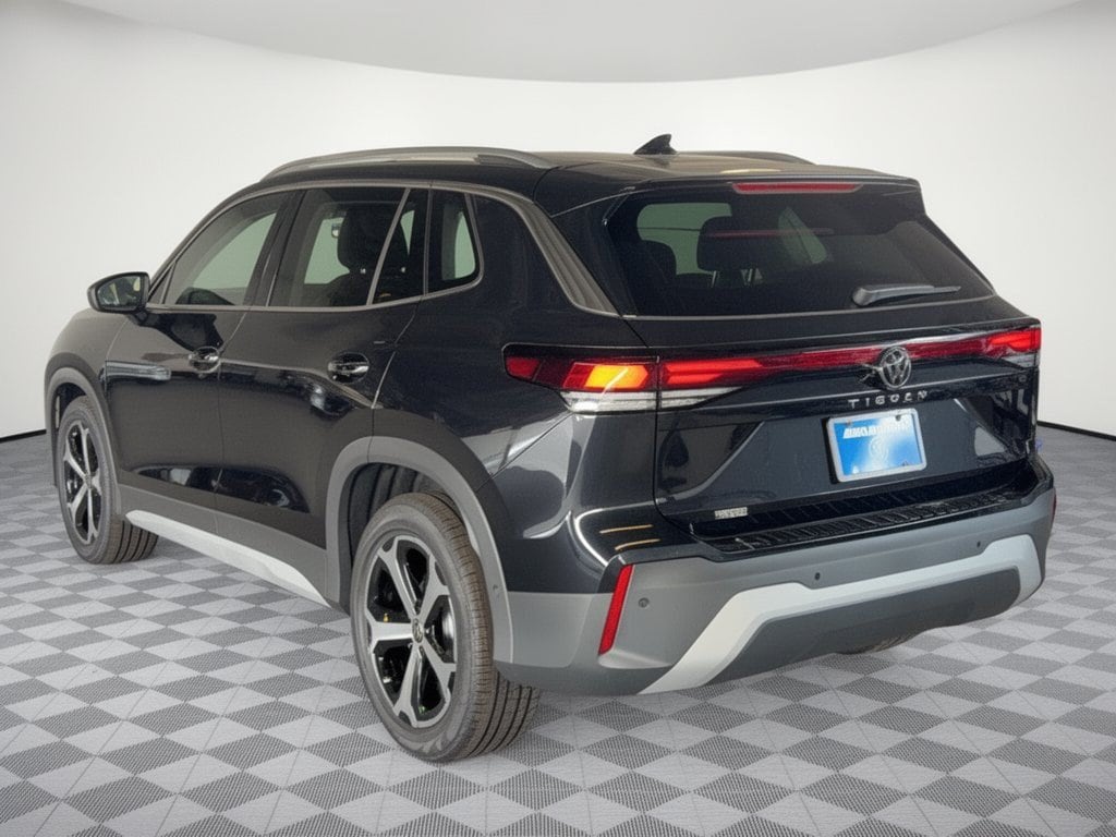 New 2026 Volkswagen Tiguan SE SUV