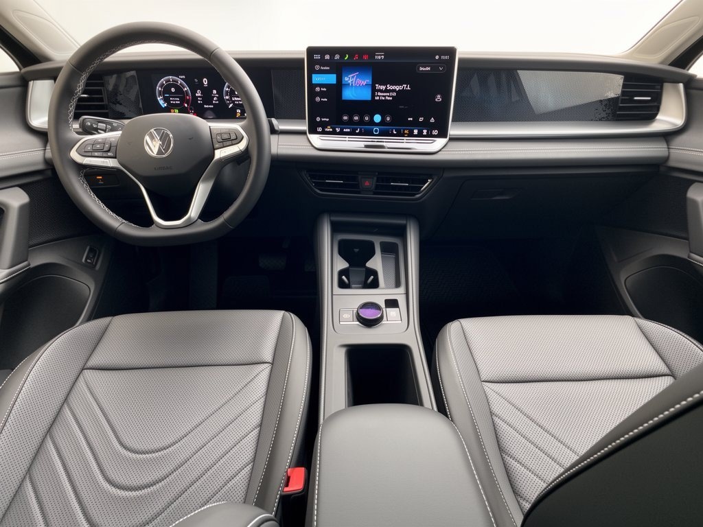 New 2026 Volkswagen Tiguan SE SUV