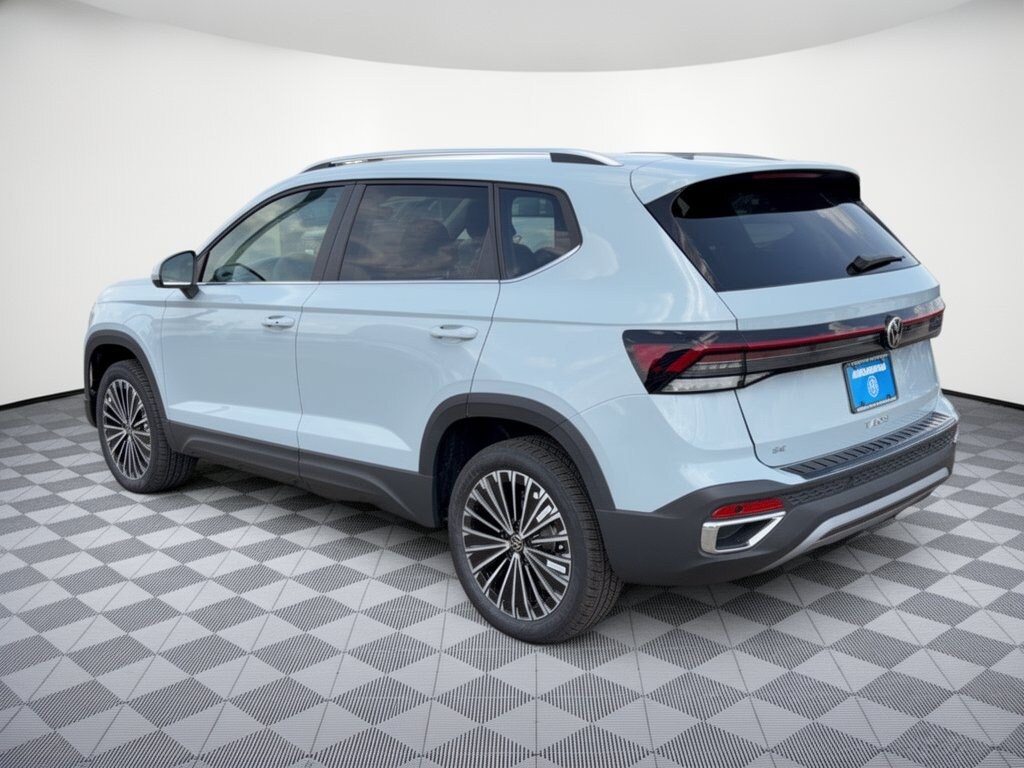 New 2027 Volkswagen Taos 1.5T SE SUV