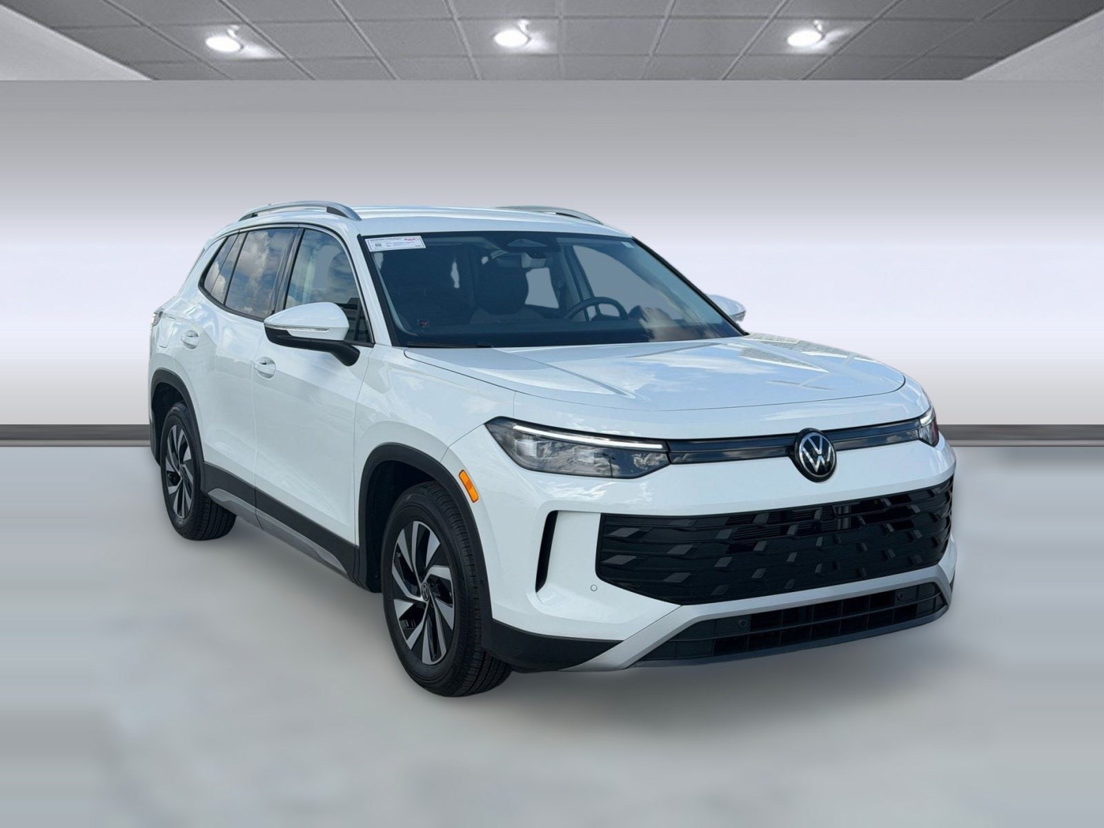 2025 Volkswagen Tiguan S - Photo 7