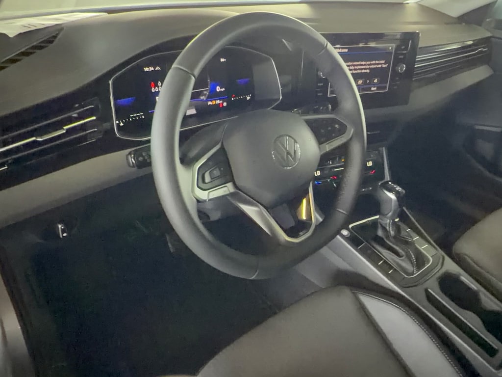 New 2027 Volkswagen Jetta 1.5T SE Sedan