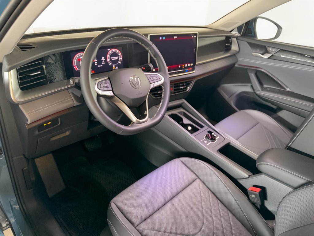 New 2026 Volkswagen Tiguan SE SUV