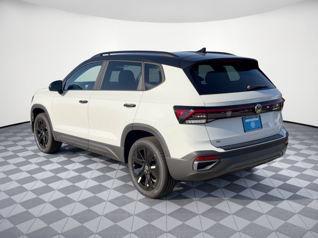 New 2027 Volkswagen Taos 1.5T SE Black SUV