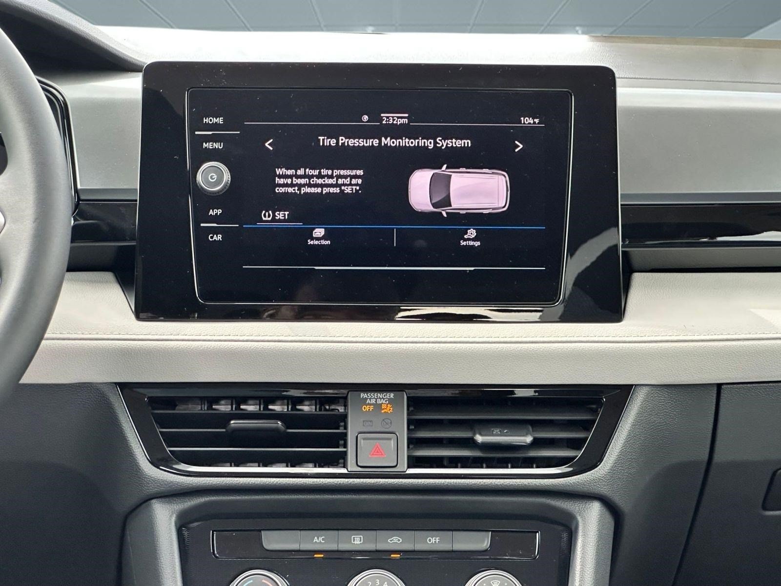 2025 Volkswagen Taos S - Photo 22